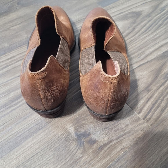 Born Womens Dallia Rust Tobacco Distressed Suede Ankle Bootie 10 Brown Slip On - Picture 6 of 9